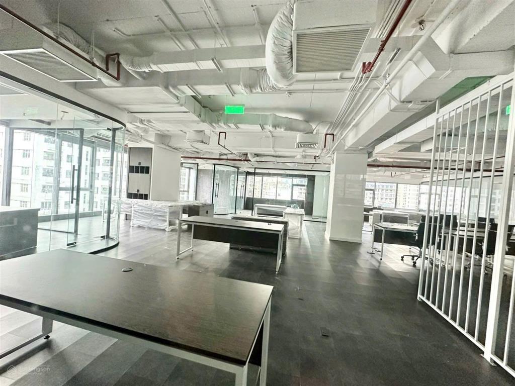 Cho thuê văn phòng flc lê đức thọ 480m2 cắt nhỏ từ 70m2