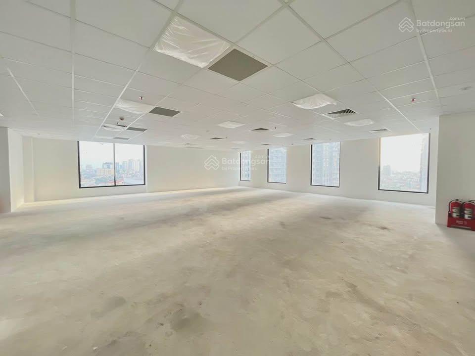 Cho thuê văn phòng tại rox tower goldmark city hồ tùng mậu, 700m2 cắt nhỏ từ 80m2