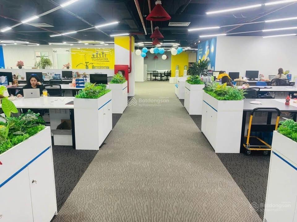 Cho thuê văn phòng sun square lê đức thọ 350m2 cắt nhỏ từ 80m2