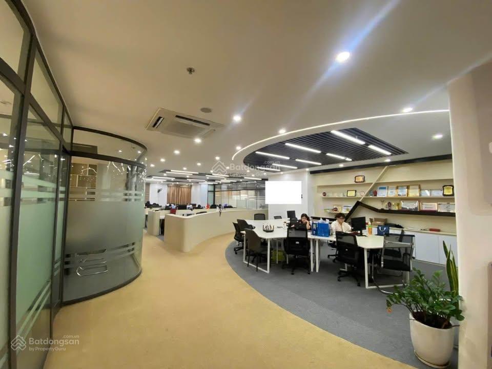 Cho thuê văn phòng cland lê đức thọ 500m2, cắt nhỏ theo nhu cầu