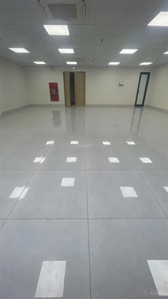 Cho thuê văn phòng trung kính 120m2, 27 triệu/tháng