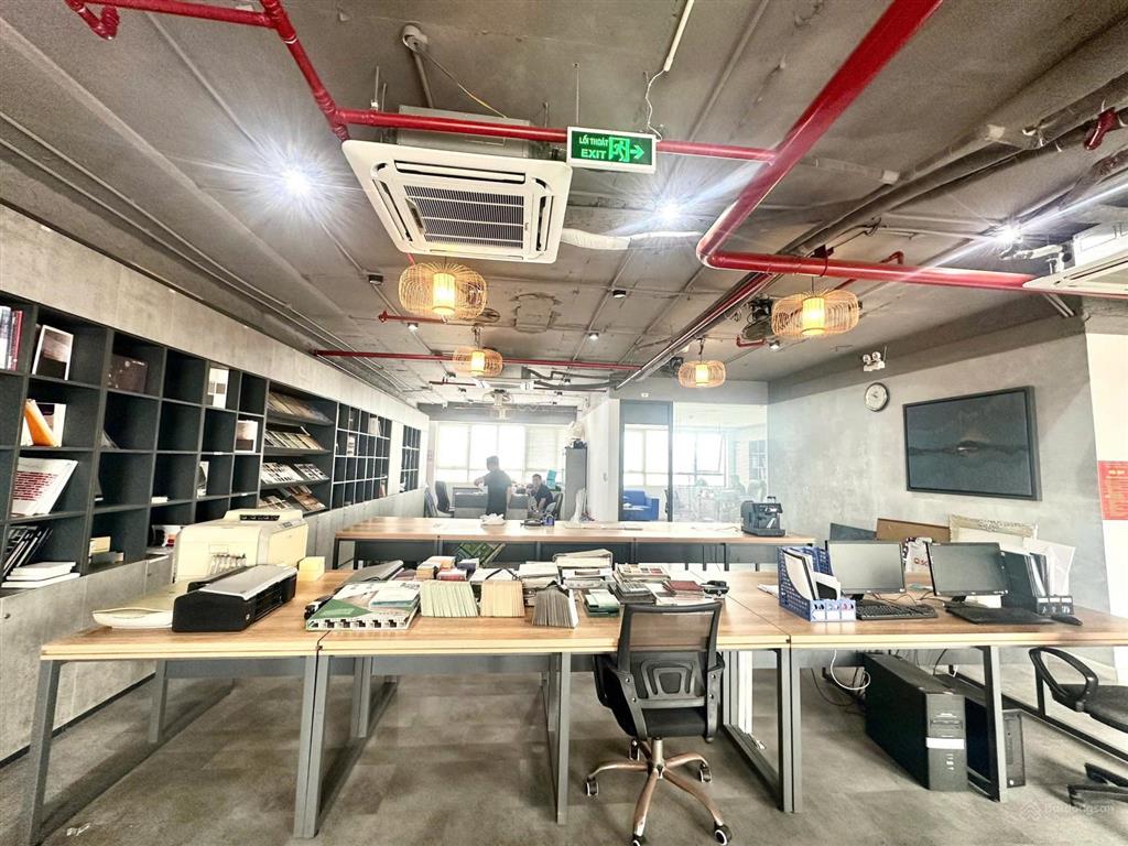 Cho thuê văn phòng c1 thành công 150m2, 35 triệu/tháng