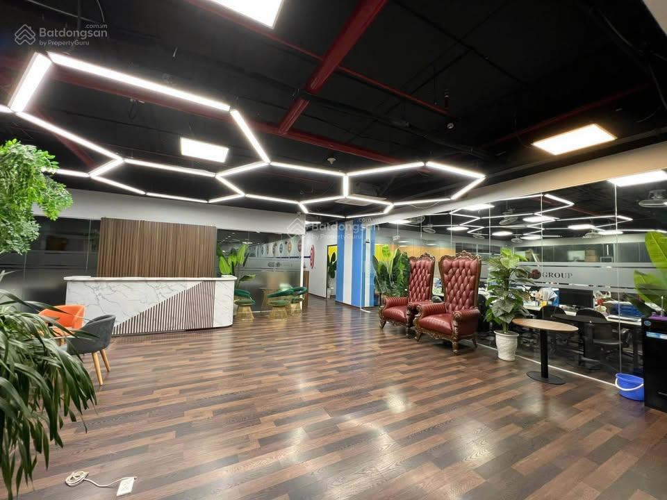 Cho thuê văn phòng ceo tower phạm hùng diện tích trống 500m², có thể chia nhỏ từ 90m²