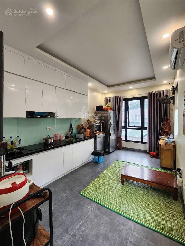 Nhà lô góc bay nhanh 5/27 hoàng văn thái kinh doanh nhỏ được