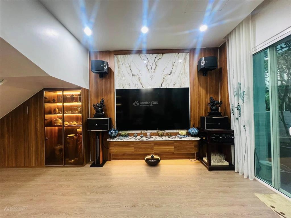 Biệt thự liền kề  parkcity  hiếm nhà bán  sân vườn  vành đai 3.5  2 thoáng trước sau