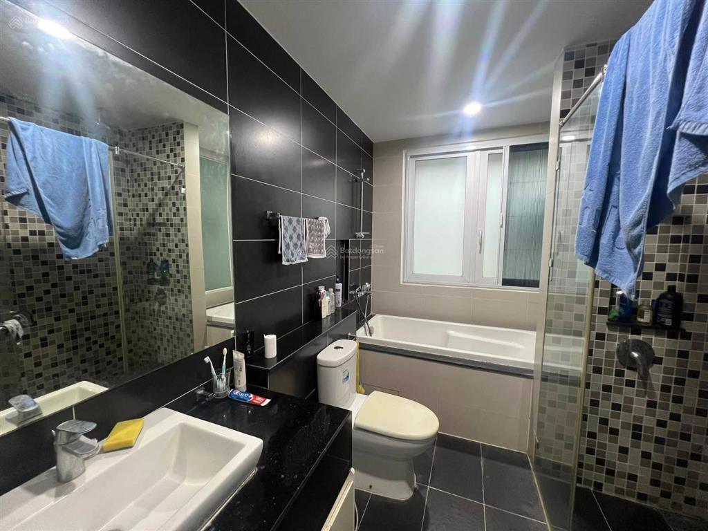 Biệt thự liền kề  parkcity  hiếm nhà bán  sân vườn  vành đai 3.5  2 thoáng trước sau
