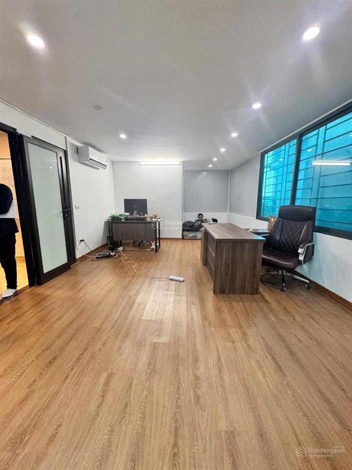 Nhà mặt phố trần hữu tước lô góc mặt tiền quyển lực vị trí đắc địa tòa 9 tầng