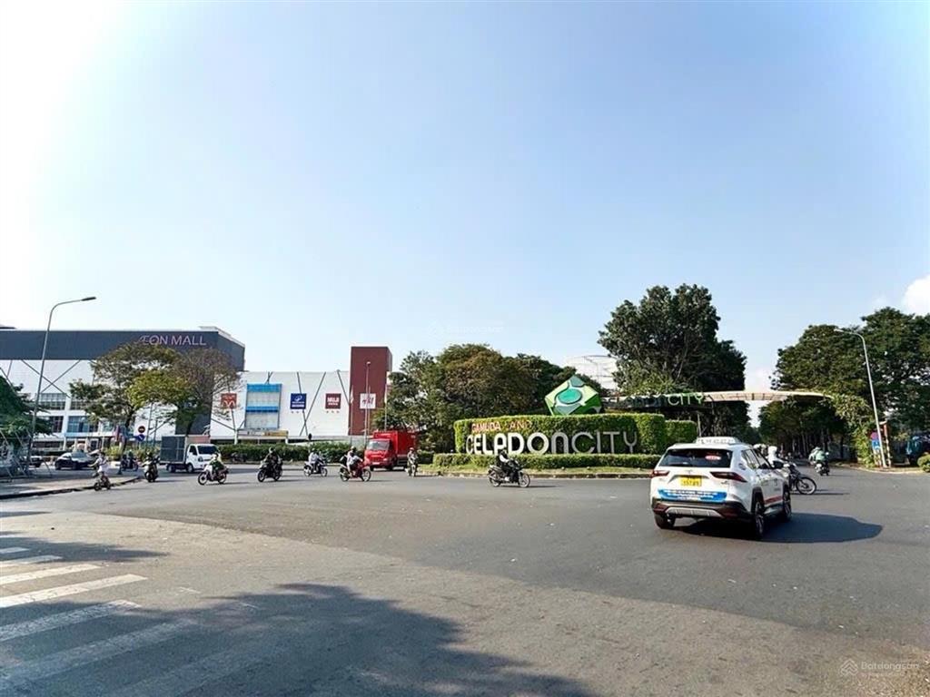 Nhà riêng 70m.sổ vuông a4.gpxd được 6 tầng