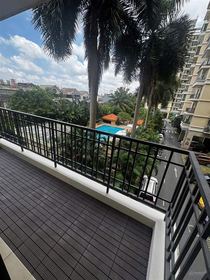 Sẵn căn cantavil 3pn 98m² 18 triệu  ban công quanh nhà đủ nội thất