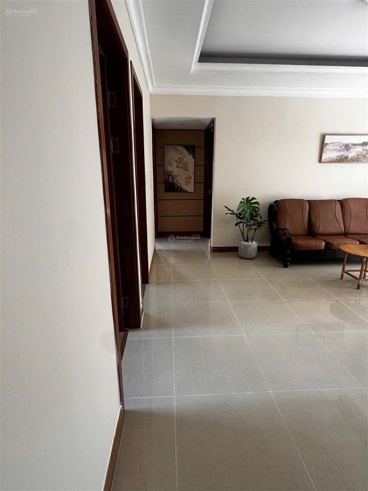 Sẵn căn cantavil 3pn 98m² 18 triệu  ban công quanh nhà đủ nội thất