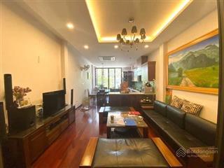 Bán gấp nhà phân lô nguỵ như kontum 40m2, 5 tầng, mt 4.5m. vị trí kinh doanh phòng khám,spa 17 tỷ