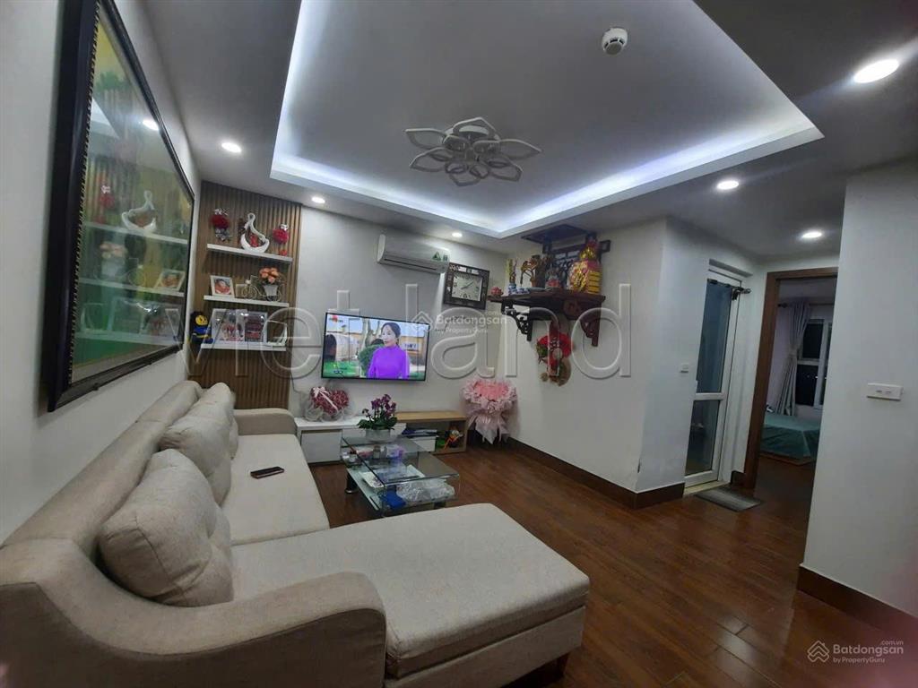 Bán căn hộ 63m, 2pn, 2vs full đồ giá 4,x tỷ chung cư flc star tower 418 quang trung, hà đông. sổ đỏ
