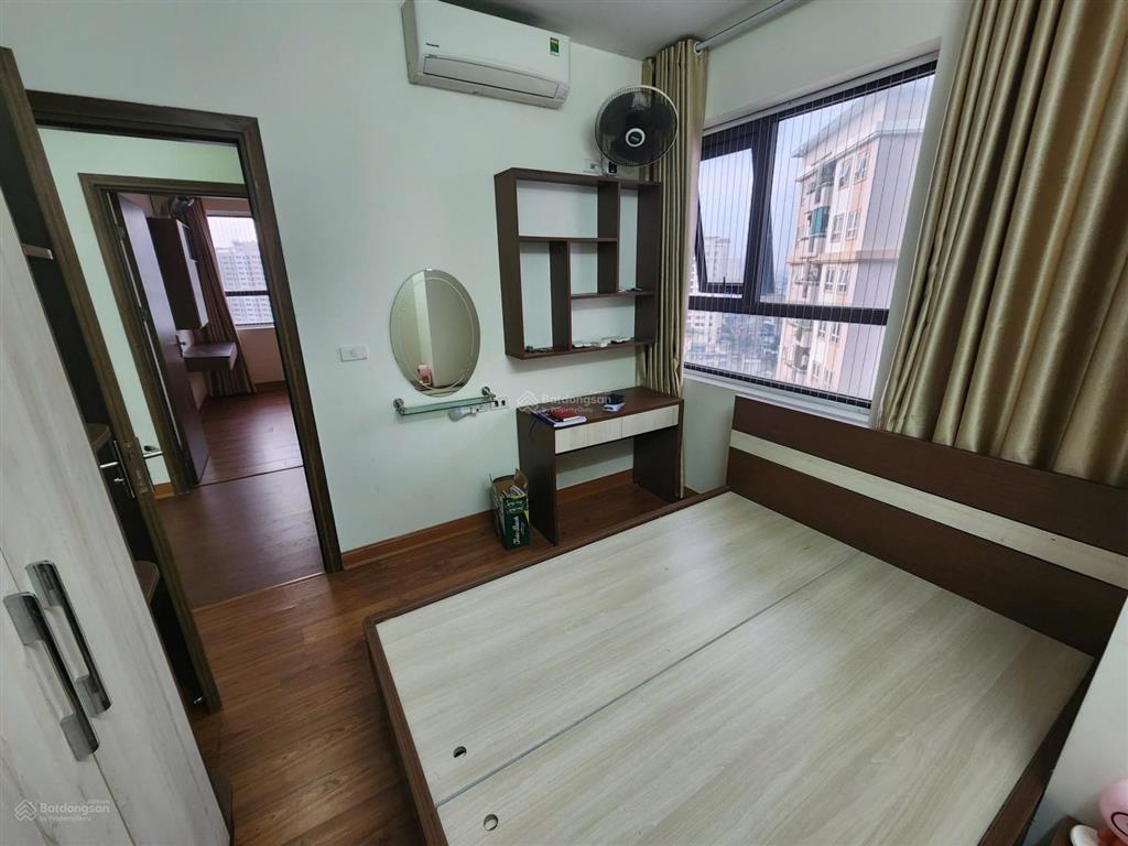 Cho thuê chung cư k35 tân mai, 3 phòng ngủ, 2 vệ sinh. giá 13,5tr vào luôn