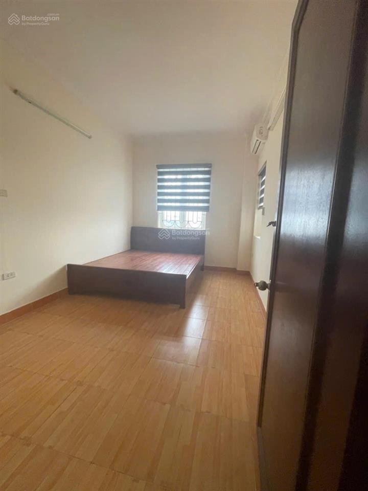 Cho thuê chung cư trương định, 120m2, 4 phòng ngủ to rộng, ban công thoáng. giá 11 triệu/tháng
