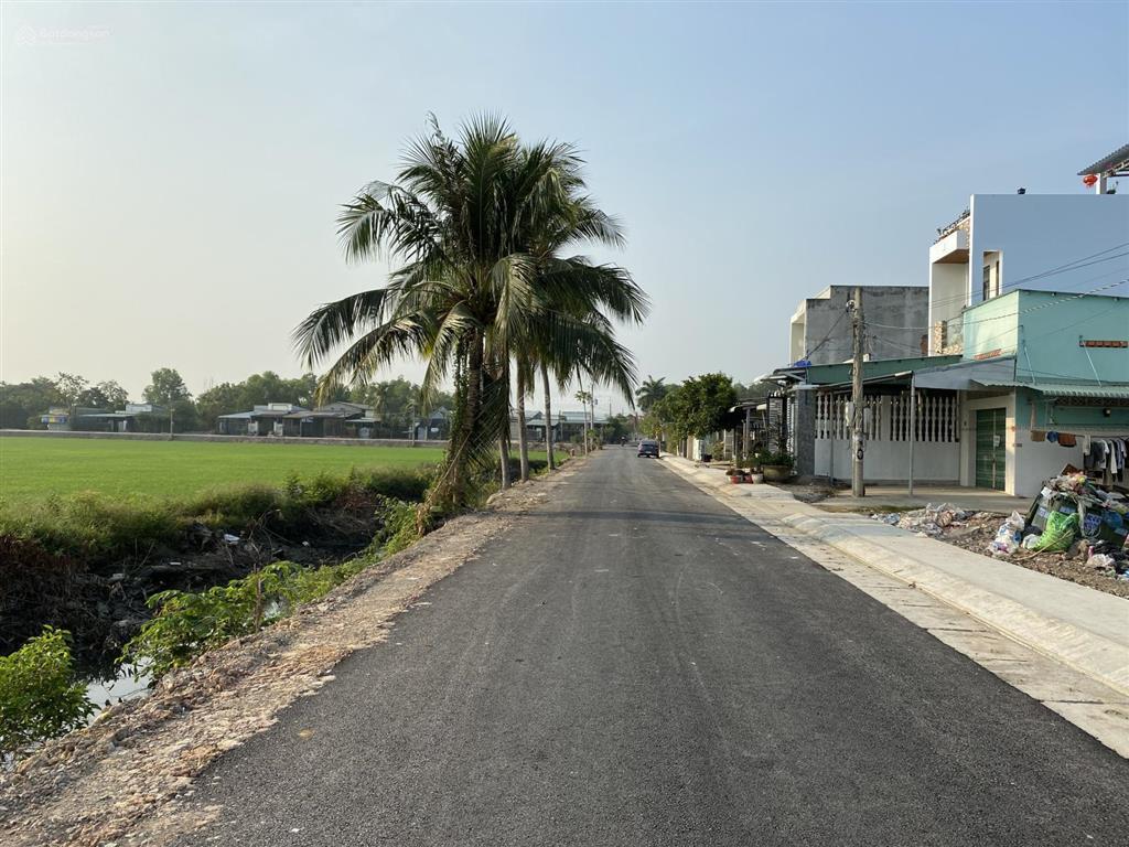 Bán đất 100m2 trung tâm thị trấn đông thành