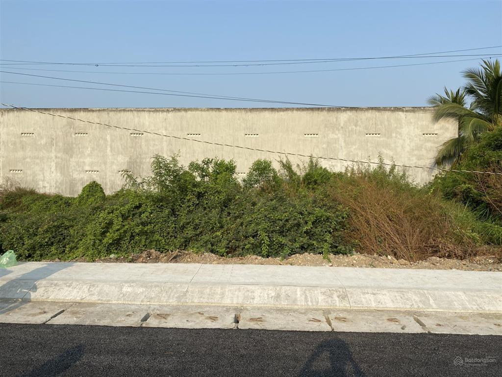 Bán đất 100m2 trung tâm thị trấn đông thành