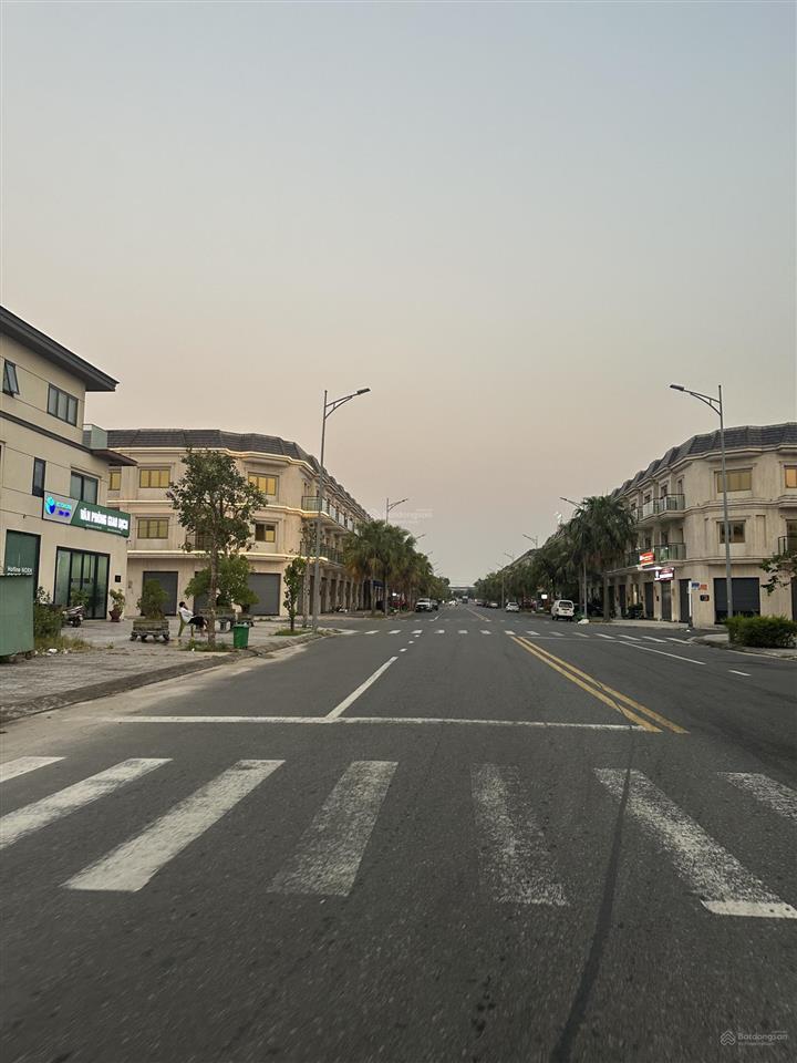 Bán lô đất mặt tiền nguyễn thành long đường 7m5 khu đô thị xanh bàu tràm