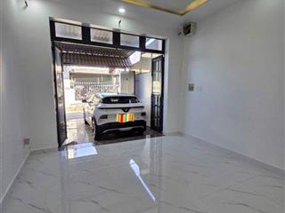 Hiếm  giá rẻ  nhà 2 tầng mặt tiền gần vinhomes  70m2  xe hơi ngủ trong nhà