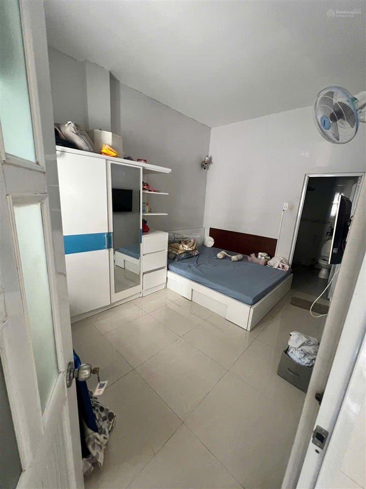 Bán nhà gần đường lò lu  ngang 6m  chỉ 5 phút tới vinhomes grand park