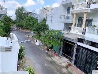 Nhà 3 tầng full nội thất kdc nam khang đối diện kđt đông tăng long