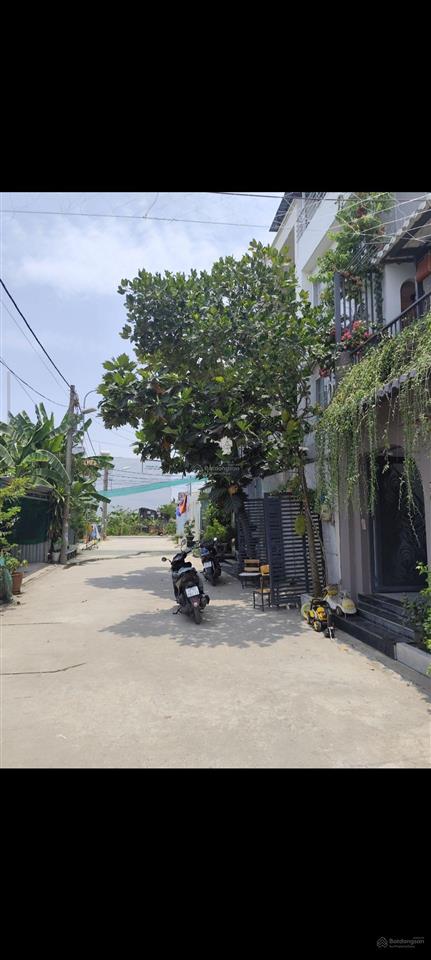 Chỉ 4.3 tỷ có ngay nhà 2 tầng đẹp tại long trường  3 phòng ngủ  hẻm xe hơi 6m