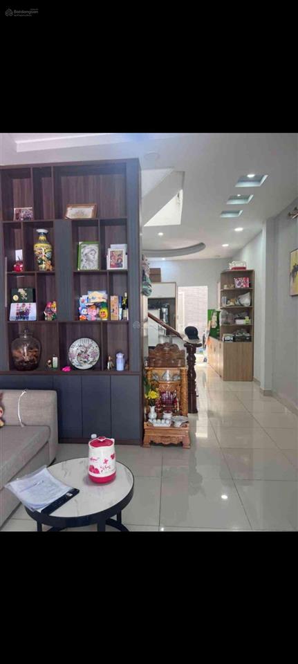 Chỉ 4.7 tỷ | nhà đẹp 2 tầng | hẻm xe hơi 6m | gần khu công nghệ cao