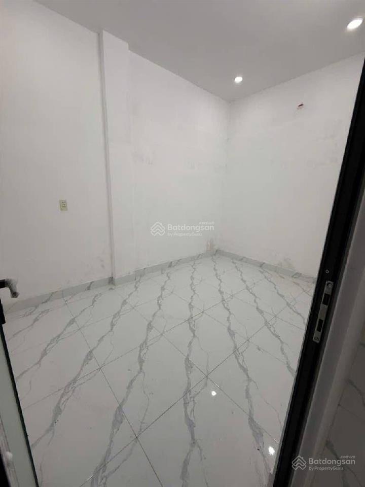 Nhà trường thạnh 120m2  gần đông tăng long  đường 12m