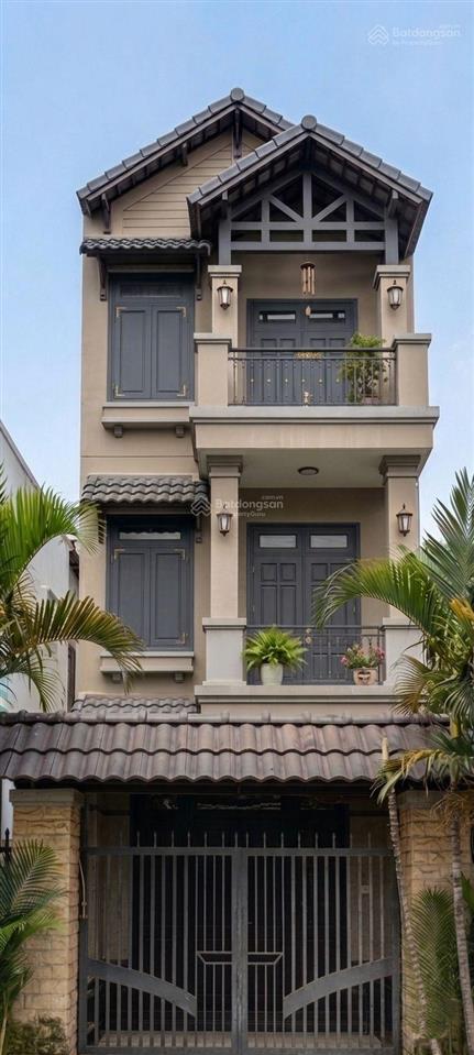 Giảm mạnh 1 tỷ trong 7 ngày nhà đẹp 3 tầng kiên cố 179m2, 5pn sát phú hữu