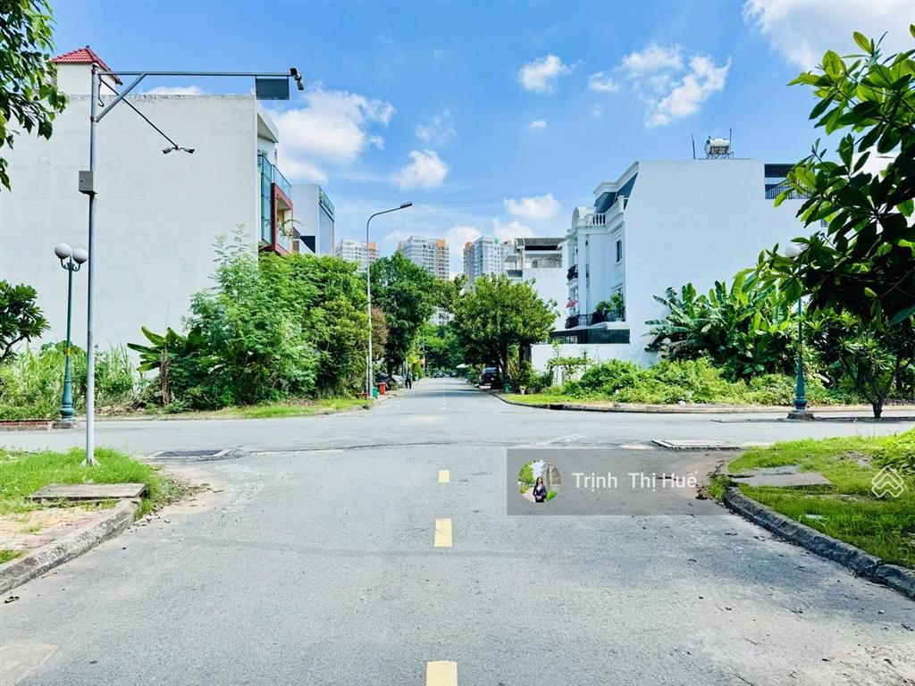 Gấp! chỉ 30.5 tỷ bán nhanh đất góc 2 mt dự án thế kỷ 21, p. bình trưng, q. 2  8x20  144.7m2