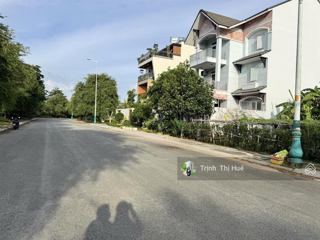 Gấp! đất kdc villa thủ thiêm dt  9.9x23  226m2  mt đường vũ phương đề, p. thạnh mỹ lợi, q.2
