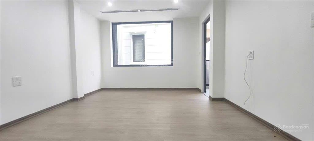 Siêu phẩm 342 hồ tùng mậu  lô góc  thang máy  xây mới cực chất lượng 13x tỷ.