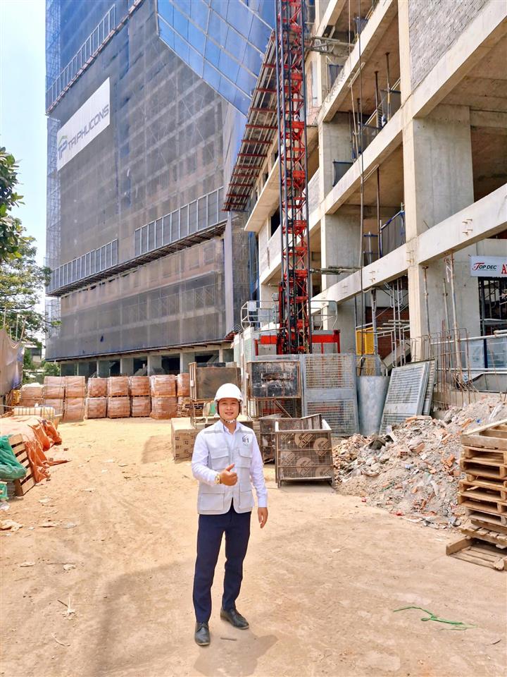 Sang lại căn góc 57m2 view sông tầng cao do hs không vay được bank
