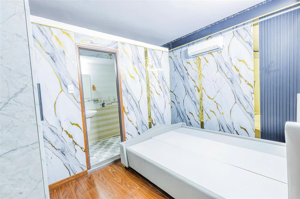 Ngộp ngân hàng giảm 800 triệu chỉ còn 13.5 tỷ chdv 20 phòng, thang máy, dòng tiền 100 tr/tháng