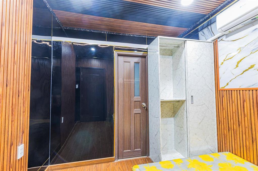 Ngộp ngân hàng giảm 800 triệu chỉ còn 13.5 tỷ chdv 20 phòng, thang máy, dòng tiền 100 tr/tháng