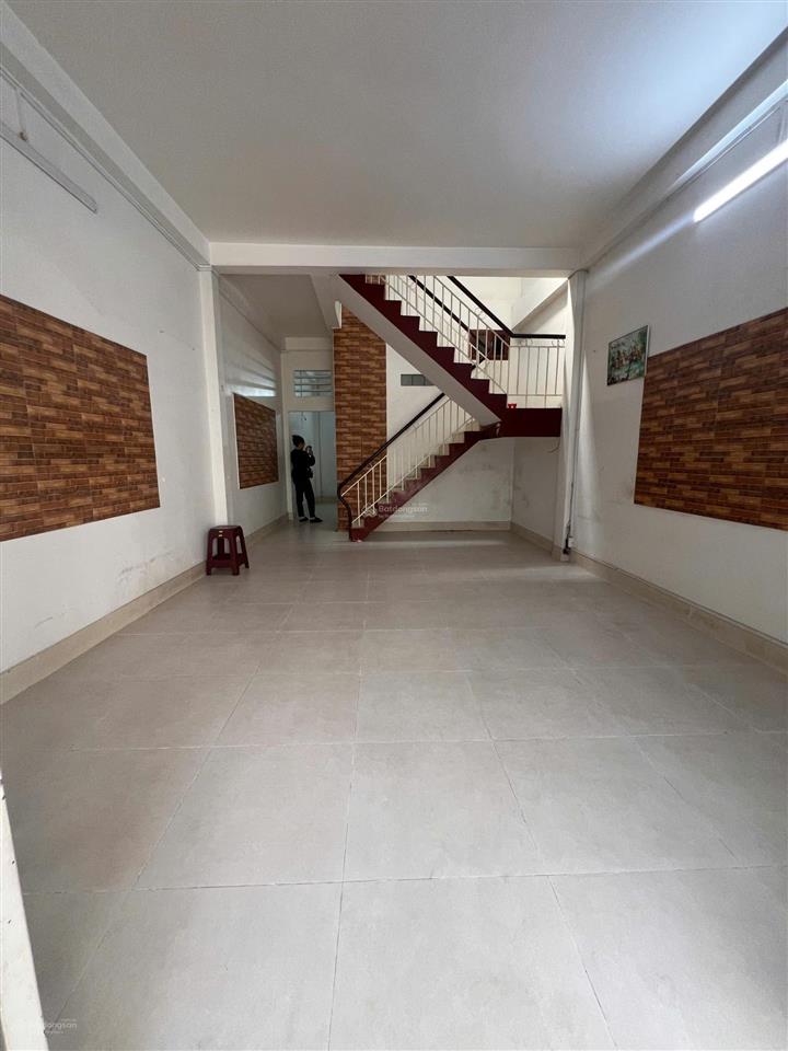 Nhà hxh nhựa nguyễn tuân p.3  gò vấp  75m2  nở hậu  2 tầng  9 tỷ