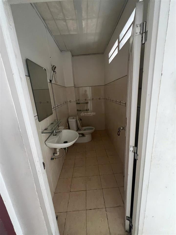 Nhà hxh nhựa nguyễn tuân p.3  gò vấp  75m2  nở hậu  2 tầng  9 tỷ