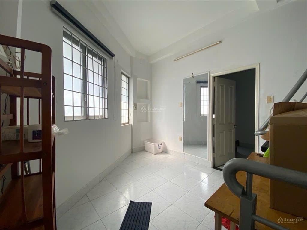 Căn góc hẻm 137 lê văn sỹ  phường 13  dt 4 x 8m  32m2  (2 lầu). giá tốt