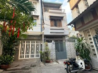 Nhà 3 lầu hxh 764/9 nguyễn kiệm p.3 gò vấp  dt 4 x 12m (nở hậu)  42m2  giá tốt