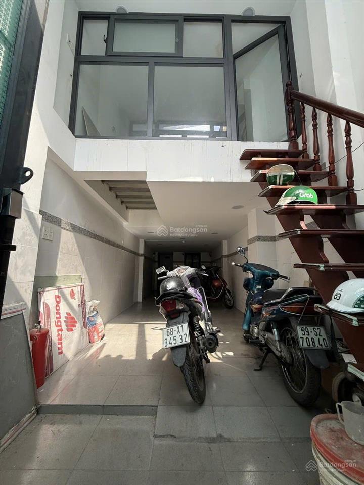 Nhà vạn kiếp  phường 3  bình thạnh  dt 3,5 x 16m (5 lầu + 12 phòng)  giá 7,6 tỷ