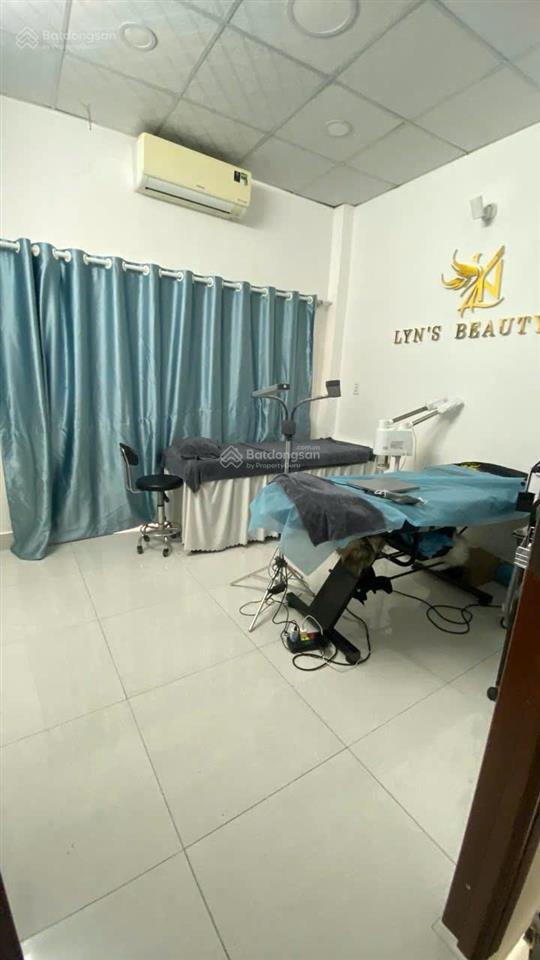 Mặt tiền trần kế xương  p.7  phú nhuận dt 3,5 x 9m (nở hậu 5,3m)  giá 6,3 tỷ