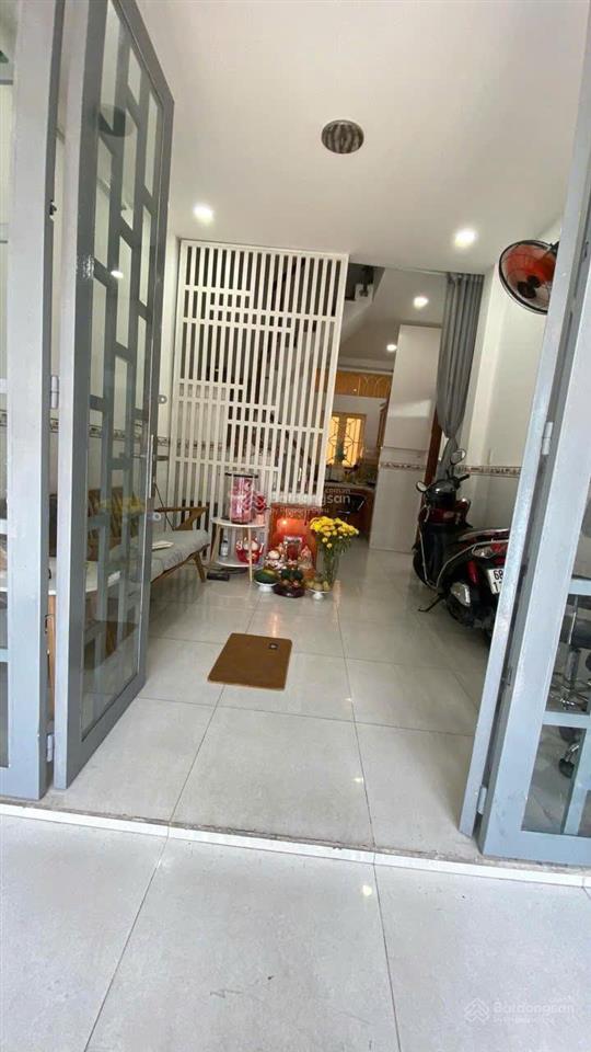 Mặt tiền trần kế xương  p.7  phú nhuận dt 3,5 x 9m (nở hậu 5,3m)  giá 6,3 tỷ