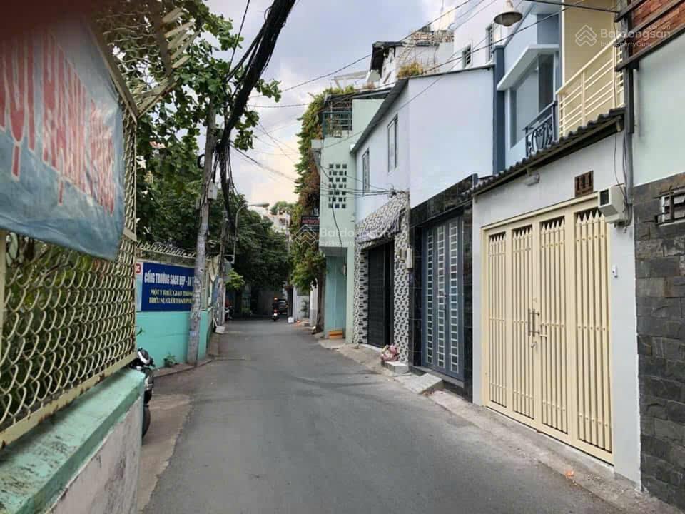 Mặt tiền trần kế xương  p.7  phú nhuận dt 3,5 x 9m (nở hậu 5,3m)  giá 6,3 tỷ