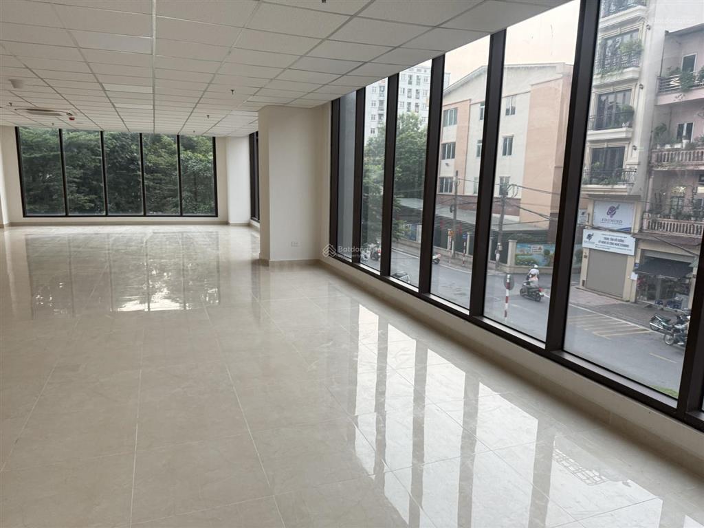 Bán shop khối đế chung cư berriver jardin 390 nguyễn văn cừ. kinh doanh mọi mặt hàng, sổ lâu dài.