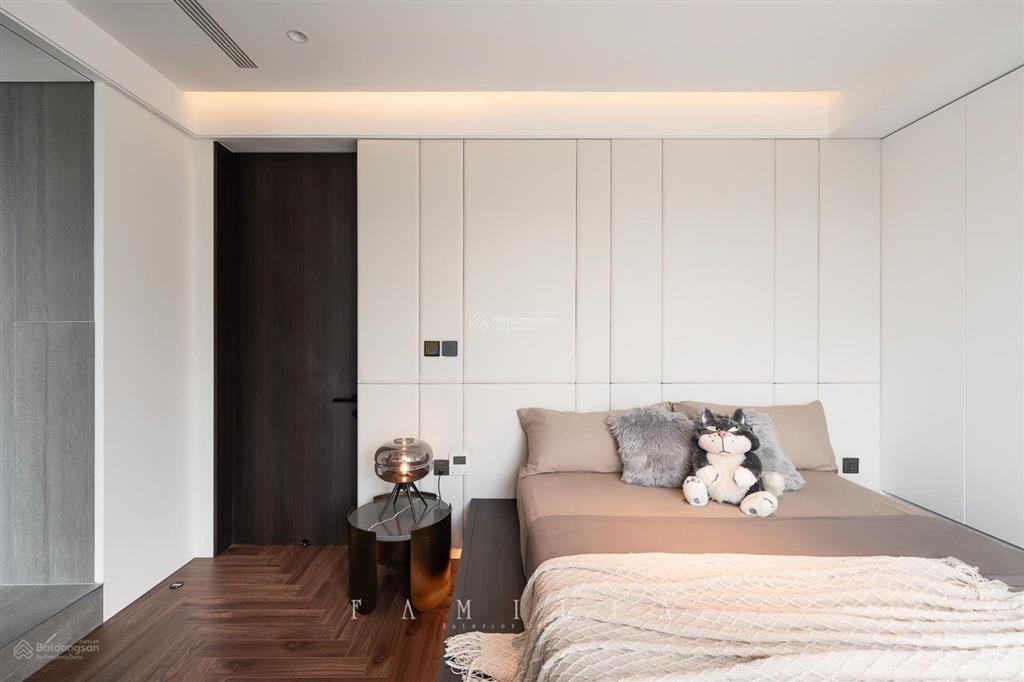 Penthouse tại berriver jardin 180m2 4pn 3wc nội thất 3tỷ tặng lại cho chủ mới. giá thương lượng