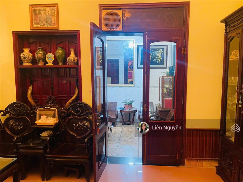 Giá cực tốt! bán nhà mặt phố khâm thiên, 90m2, 3 tầng, mặt tiền 4.2m, giá 35.3 tỷ, vỉa hè rộng, kd