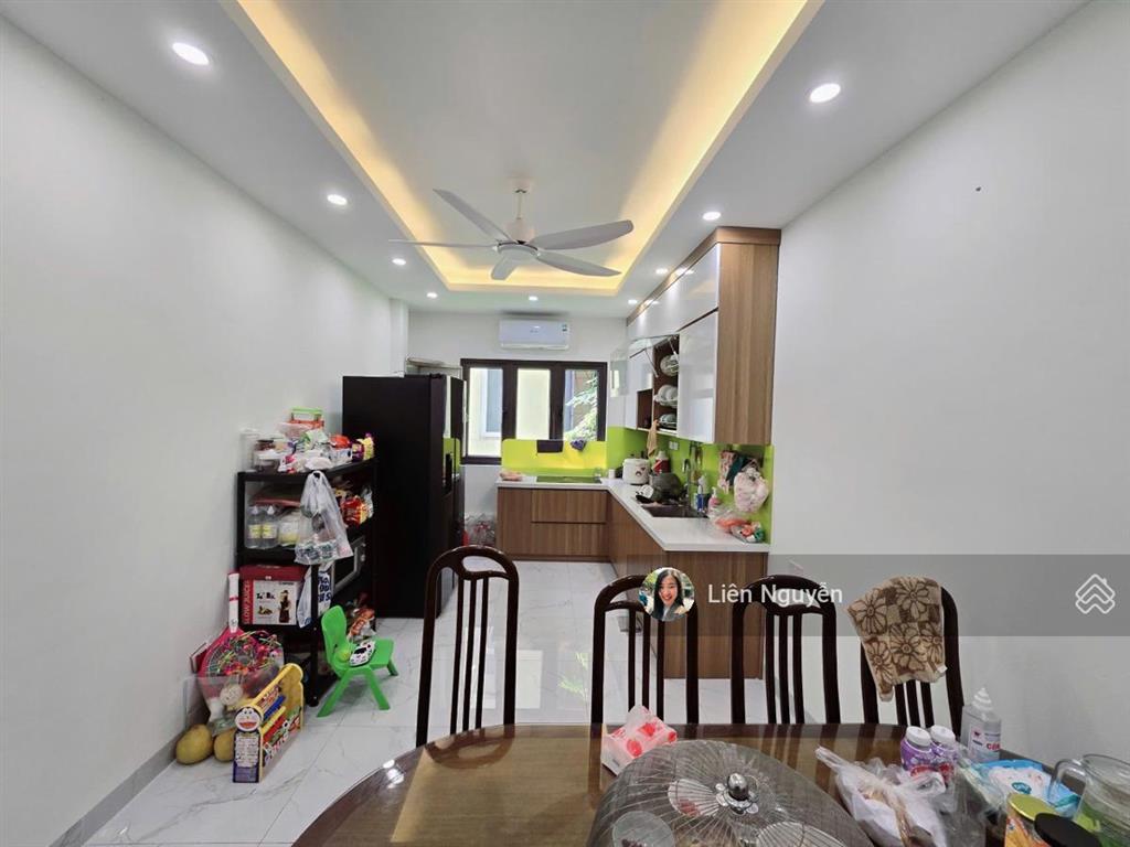 Siêu hiếm! bán nhà mặt phố trần khát chân, 23m2, 4 tầng, mặt tiền 3.2m, giá 10.3 tỉ, vỉa hè, kd