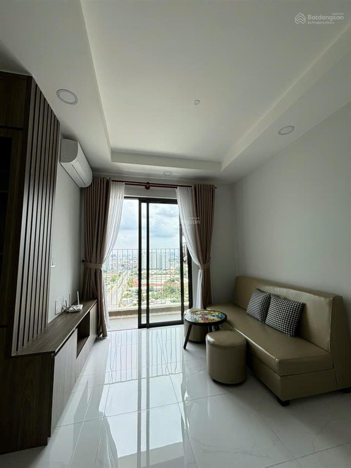 Căn hiếm 2pn cao cấp tầng cao view đẹp the pegasuite quận 8