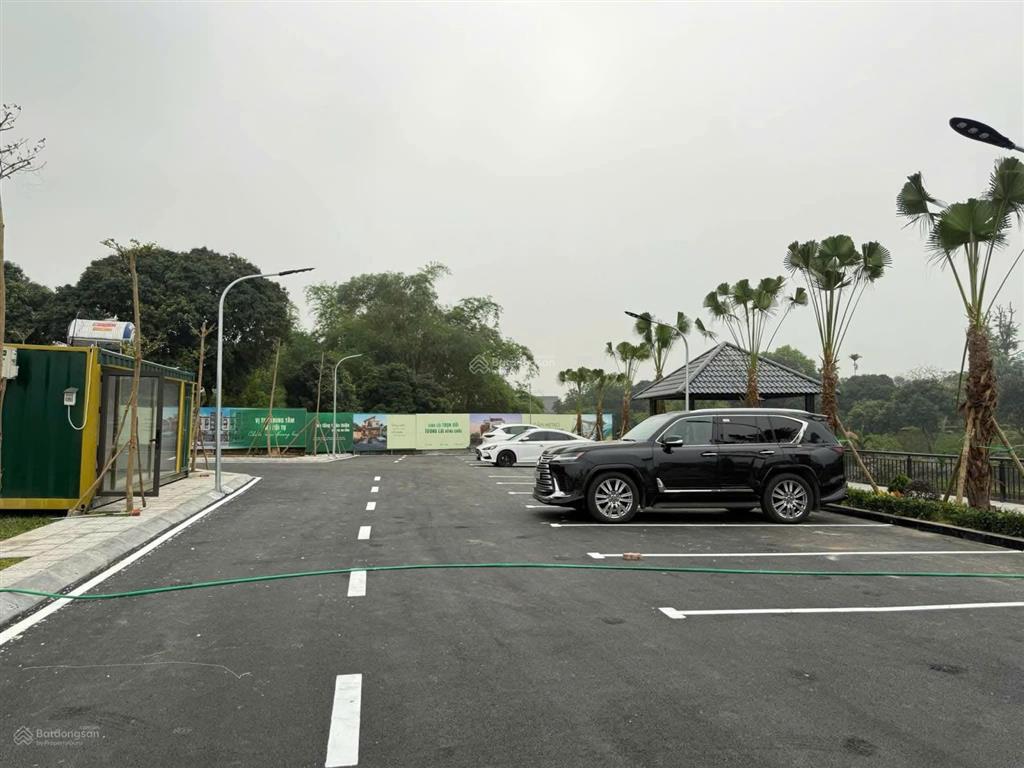 Chính chủ cần tiền bán 100m lô góc view hồ gần đại học quốc gia giá hơn 2 tỷ