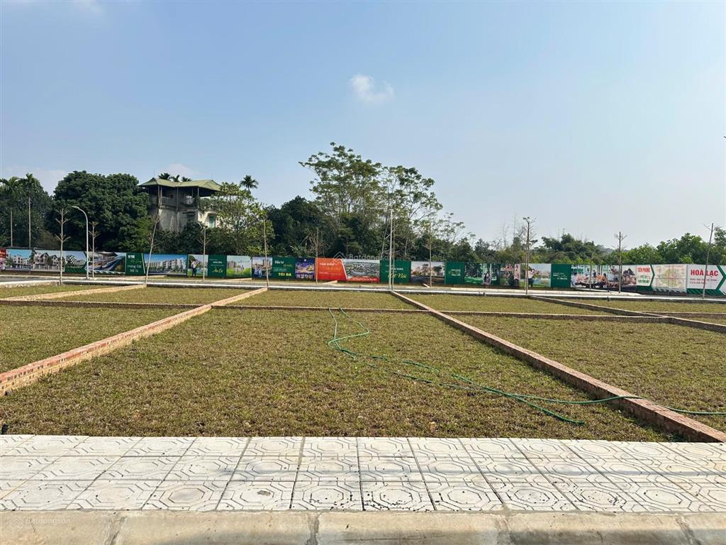 Chỉ 800 triệu sở hữu ngay đất full thổ cư gần thị trấn xuân mai, xung quanh dân cư sầm uất