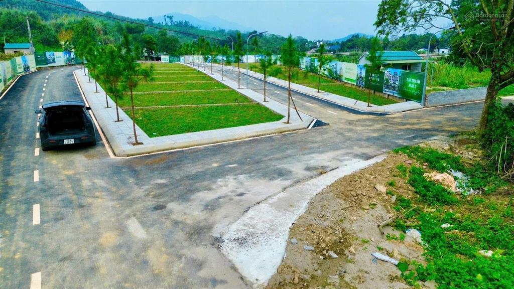 Bạn nghĩ sao đất 1,8 tỷ 100m2 full thổ cư tại trung tâm xã phú cát hòa lạc gần đại học quốc gia